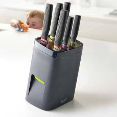 Child-Proof Self Locking Universal Knife Block